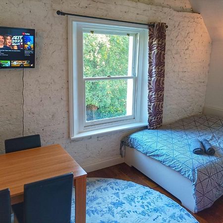 Mezzanine Style Studio Apartment 8 London Exterior photo
